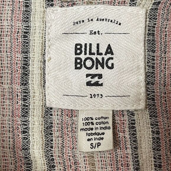 Billabong button Down Raw Hem Short Pink striped Lightweight Size Small - Picture 4 of 6
